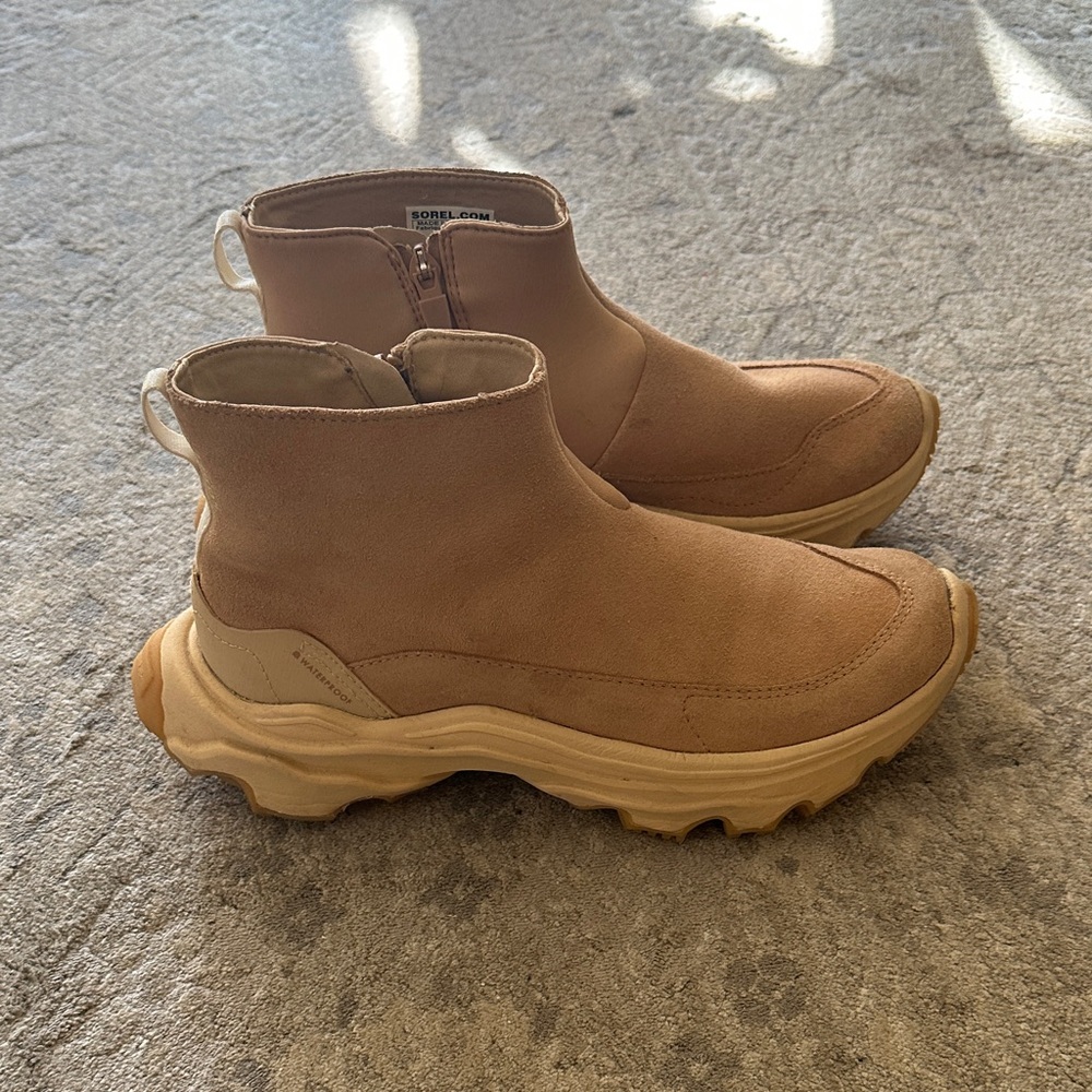Sorel Kindtic Breakthru Acadia boot/sneaker